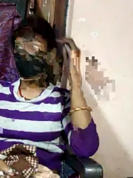 Snapshot of Yt_kinjal chatting on 11/24/25, 03:12 Yt kinjal online show from 11/24/25, 03:12