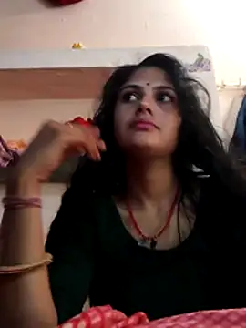 Snapshot of Yt_kinjal chatting on 12/03/25, 07:49 Yt kinjal online show from 12/03/25, 07:49