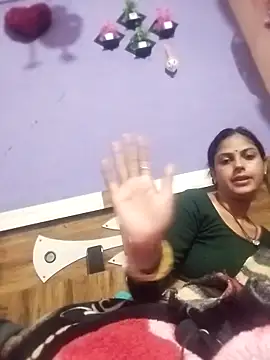 Snapshot of Yt_kinjal chatting on 12/14/25, 09:52 Yt kinjal online show from 12/14/25, 09:52