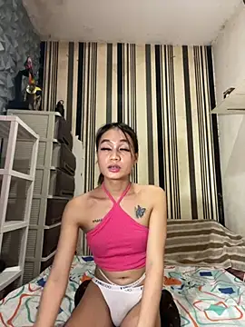 Snapshot of slutmistresscummer chatting on 11/26/25, 07:20 slutmistresscummer online show from 11/26/25, 07:20