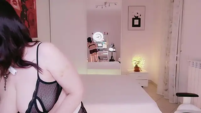 Snapshot of FlirtyFox_ chatting on 11/30/25, 01:53 FlirtyFox online show from 11/30/25, 01:53