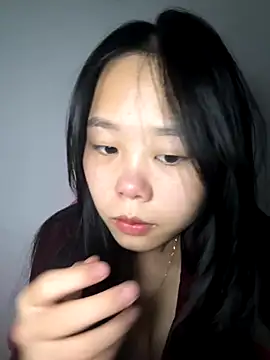 Snapshot of Kiee-lee chatting on 12/01/25, 03:17 Kiee-lee online show from 12/01/25, 03:17