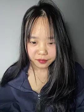 Snapshot of Kiee-lee chatting on 03/10/26, 04:12 Kiee-lee online show from 03/10/26, 04:12