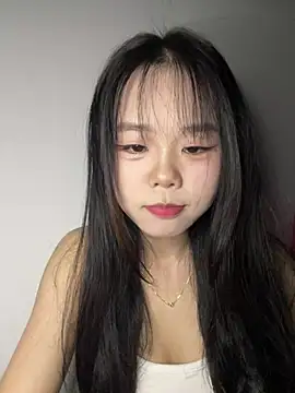 Snapshot of Kiee-lee chatting on 03/12/26, 06:03 Kiee-lee online show from 03/12/26, 06:03