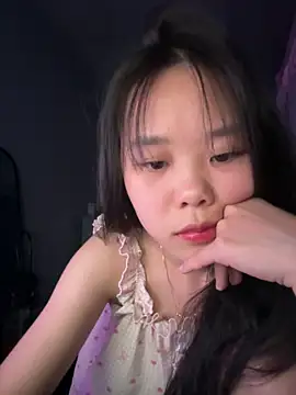 Snapshot of Kiee-lee chatting on 04/06/26, 03:24 Kiee-lee online show from 04/06/26, 03:24