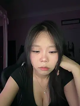 Snapshot of Kiee-lee chatting on 06/03/26, 06:46 Kiee-lee online show from 06/03/26, 06:46