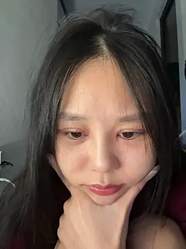 Snapshot of Kiee-lee chatting on 07/17/26, 07:52 Kiee-lee online show from 07/17/26, 07:52