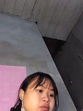 Snapshot of dovia-ba chatting on 12/15/25, 12:59 dovia-ba online show from 12/15/25, 12:59