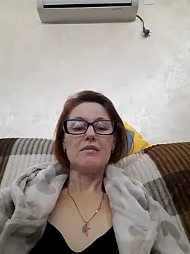 Snapshot of LanaOlbenst chatting on 12/13/25, 08:25 LanaOlbenst online show from 12/13/25, 08:25