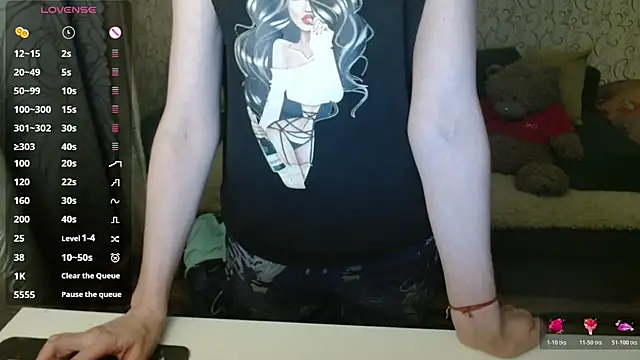 Snapshot of __Katherine___ chatting on 11/28/25, 03:58 Katherine online show from 11/28/25, 03:58