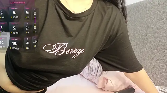 Nari Jin online show from 12/15/25, 04:11