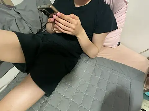  kim online show from 06/03/26, 02:08