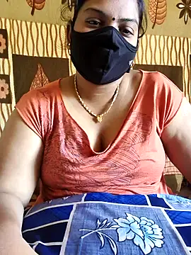 Snapshot of Paru_Tamil_Ponnu chatting on 11/21/25, 06:01 Paru Tamil Ponnu online show from 11/21/25, 06:01