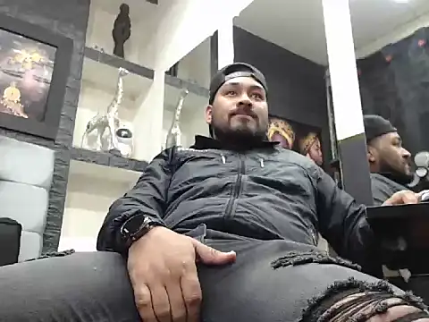 Snapshot of Liam_hairy chatting on 11/27/25, 04:58 Liam hairy online show from 11/27/25, 04:58