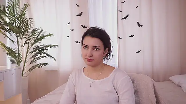 DovieMascall online show from 11/21/25, 07:18