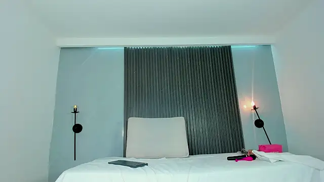 mia dollce online show from 07/24/26, 11:41