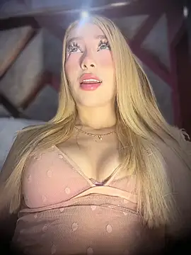 Snapshot of valeryfox__ chatting on 02/20/26, 12:07 valeryfox online show from 02/20/26, 12:07
