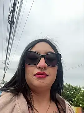 Snapshot of Venus_22 chatting on 11/24/25, 07:57 Venus 22 online show from 11/24/25, 07:57