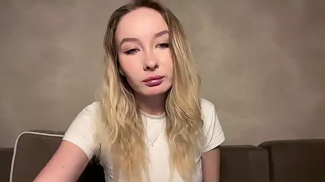 Snapshot of keeendall chatting on 12/16/25, 07:52 keeendall online show from 12/16/25, 07:52