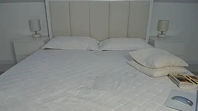 Milena29 online show from 12/25/24, 05:26