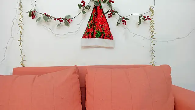 Snapshot of madison_jones_ chatting on 11/27/25, 08:44 madison jones online show from 11/27/25, 08:44