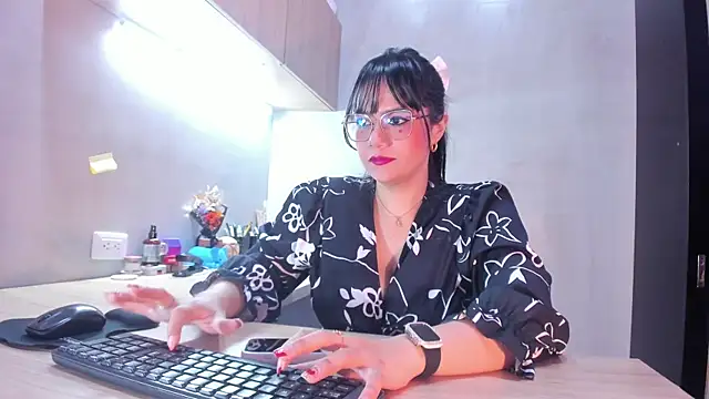 Haylenpark online show from 05/17/26, 09:49