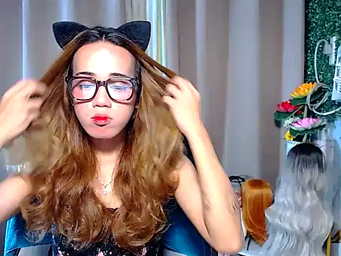 Snapshot of imadriana12 chatting on 12/19/25, 01:40 imadriana12 online show from 12/19/25, 01:40