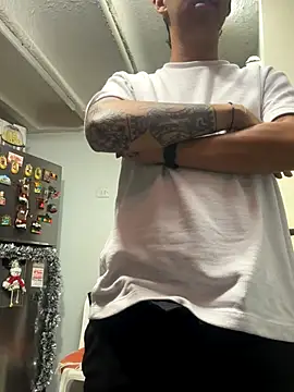 Yunaraa online show from 11/30/25, 06:17