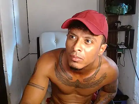 Snapshot of bigblackmen117uncs chatting on 11/25/25, 07:47 bigblackmen117uncs online show from 11/25/25, 07:47