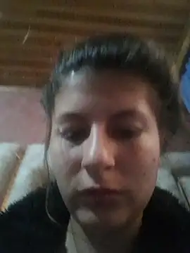 Snapshot of AnaMaria-12 chatting on 12/04/25, 07:11 AnaMaria-12 online show from 12/04/25, 07:11