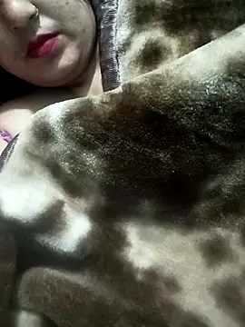 Snapshot of Priya_089 chatting on 11/27/25, 05:20 Priya 089 online show from 11/27/25, 05:20