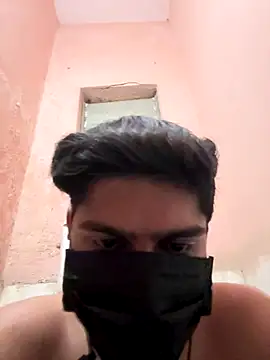 Snapshot of hardboydick2000 chatting on 11/21/25, 06:39 hardboydick2000 online show from 11/21/25, 06:39