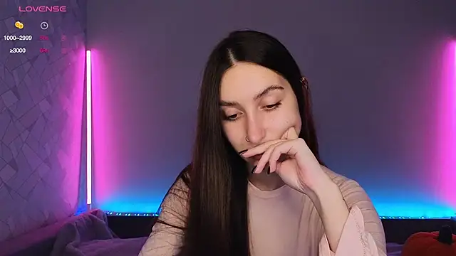 Snapshot of KikkyMi chatting on 11/22/25, 08:19 KikkyMi online show from 11/22/25, 08:19