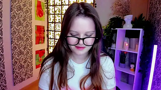 Snapshot of Lana_Moon__ chatting on 12/03/25, 09:40 Lana Moon online show from 12/03/25, 09:40