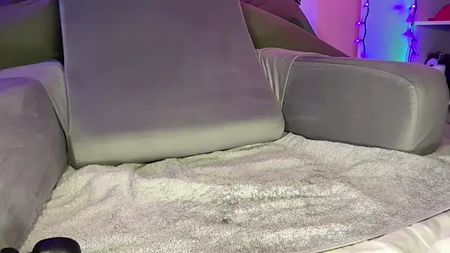 MissGoldenCartier online show from 05/29/26, 03:04
