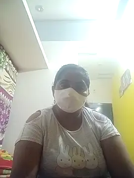 Soni-queen online show from 12/16/25, 05:40