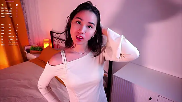 Snapshot of StaciaBratz chatting on 11/24/25, 07:02 StaciaBratz online show from 11/24/25, 07:02