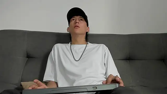 Snapshot of Darsel_night chatting on 12/02/25, 07:53 Darsel night online show from 12/02/25, 07:53