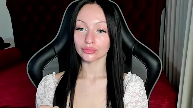 Snapshot of NaomiBlakes chatting on 11/26/25, 12:28 NaomiBlakes online show from 11/26/25, 12:28