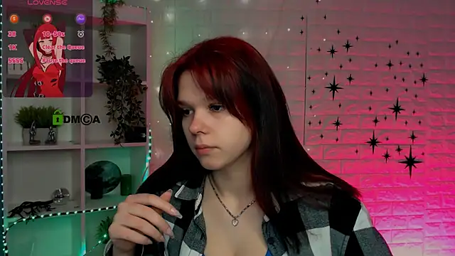 Snapshot of erica_murray chatting on 12/17/25, 11:05 erica murray online show from 12/17/25, 11:05