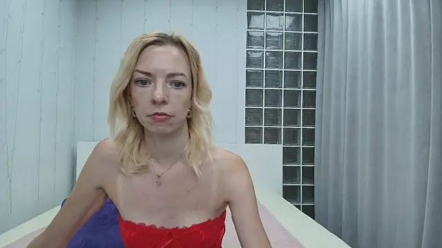 Brightly Heizer online show from 06/18/26, 12:22