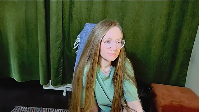 Snapshot of G0LDI chatting on 03/03/26, 03:51 G0LDI online show from 03/03/26, 03:51
