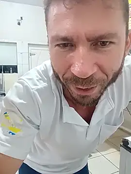 RobertoLuiz84 online show from 05/02/26, 08:47