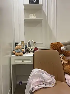 Queen-of-Love online show from 06/20/26, 07:38