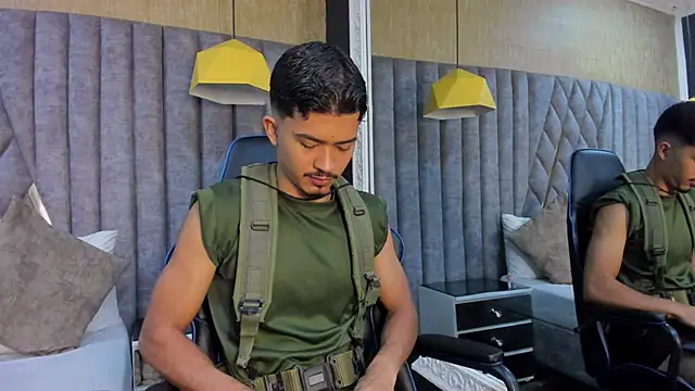 Snapshot of NicolaiKarav chatting on 11/30/25, 11:47 NicolaiKarav online show from 11/30/25, 11:47