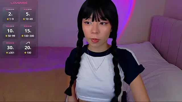 Snapshot of Lina_lust_ chatting on 12/03/25, 12:25 Lina lust online show from 12/03/25, 12:25