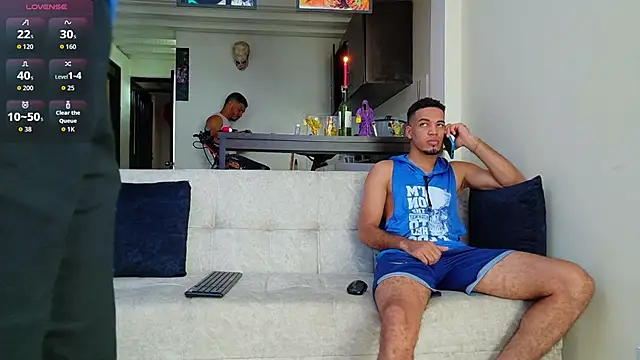 Snapshot of heteros_curious chatting on 12/13/25, 08:25 heteros curious online show from 12/13/25, 08:25