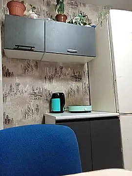 Snapshot of KARINA-TITS chatting on 11/26/25, 02:45 KARINA-TITS online show from 11/26/25, 02:45