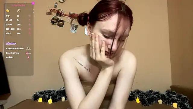 Snapshot of Pipeanny chatting on 12/18/25, 04:02 Pipeanny online show from 12/18/25, 04:02