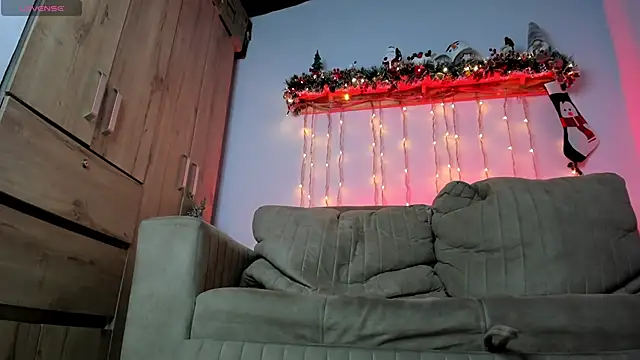 Snapshot of steveen_universe28 chatting on 12/04/25, 01:26 steveen universe28 online show from 12/04/25, 01:26